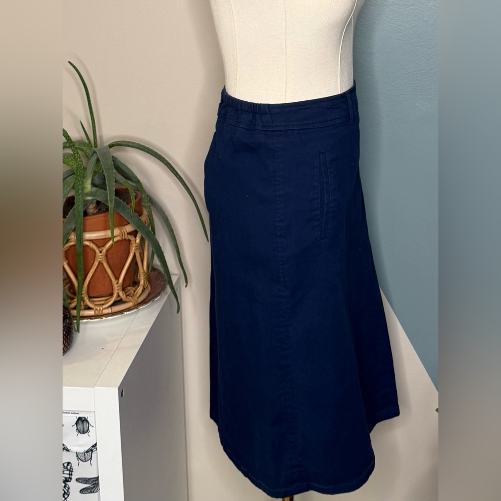 Talbots 14WP Navy Stretch Cotton Denim Skirt | Classic Fit Straight Knee Length - Picture 4 of 13